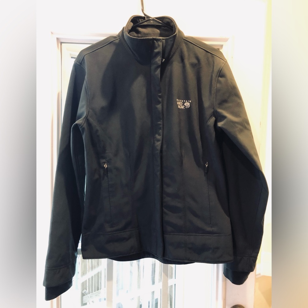 Mountain Hardware Women’s Black Soft-shell Windproof Jacket, Medium